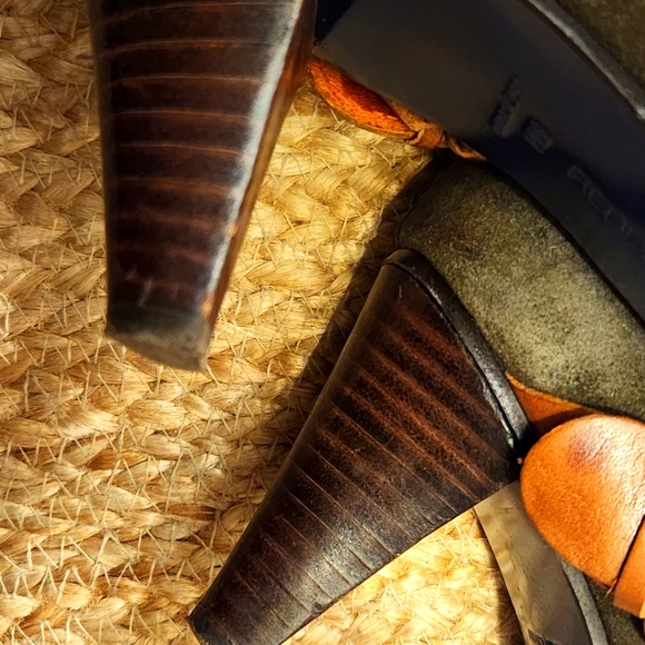 REBECCA MINKOFF iconic pirate booties - Picture 4 of 5